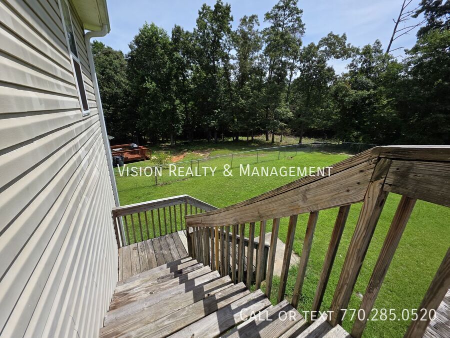 258 Lambert Overlook Cir. property image
