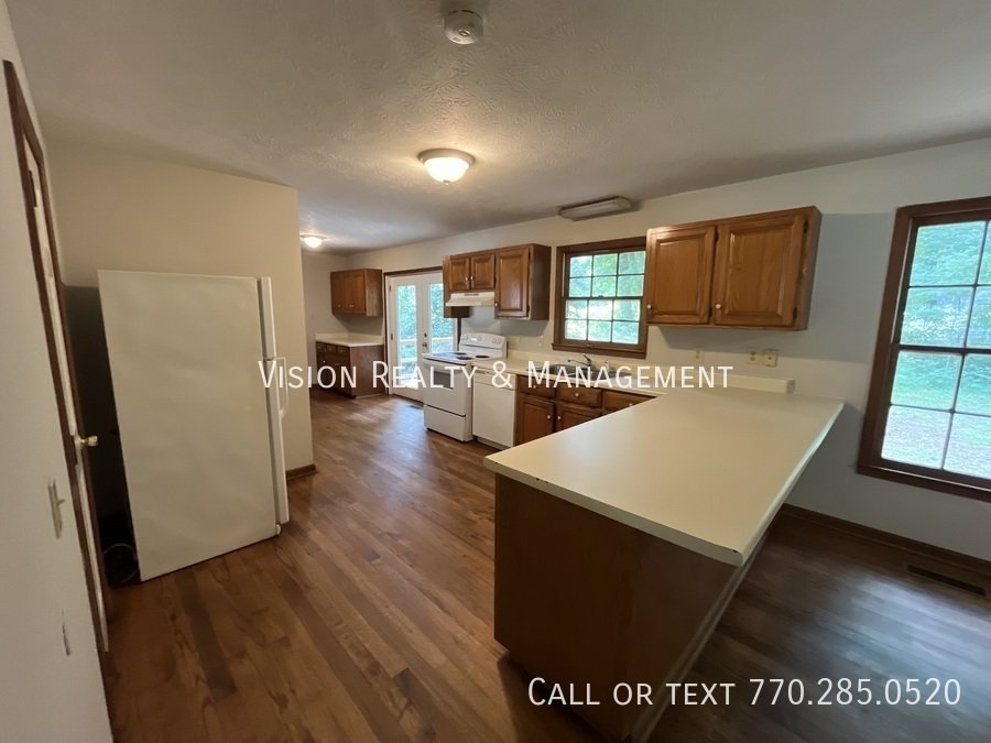 55 South Greenwood Dr property image