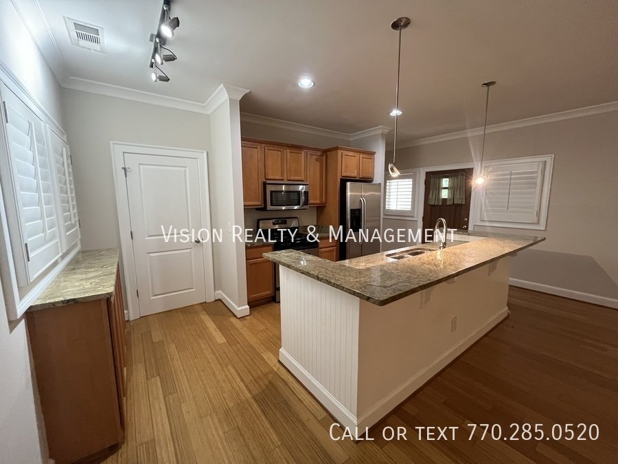 Beautiful 2 BD 2.5 BA property image