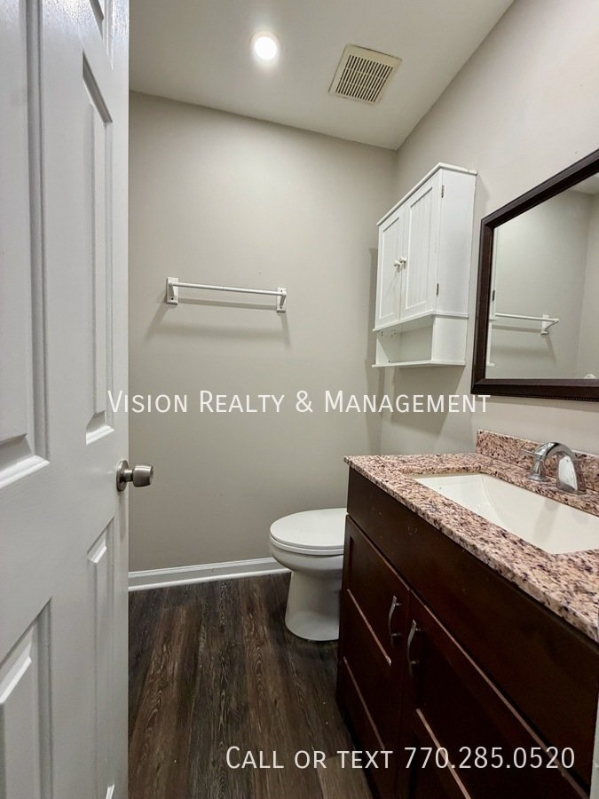 Beautiful 3 BD 2.5 BA Townhome property image
