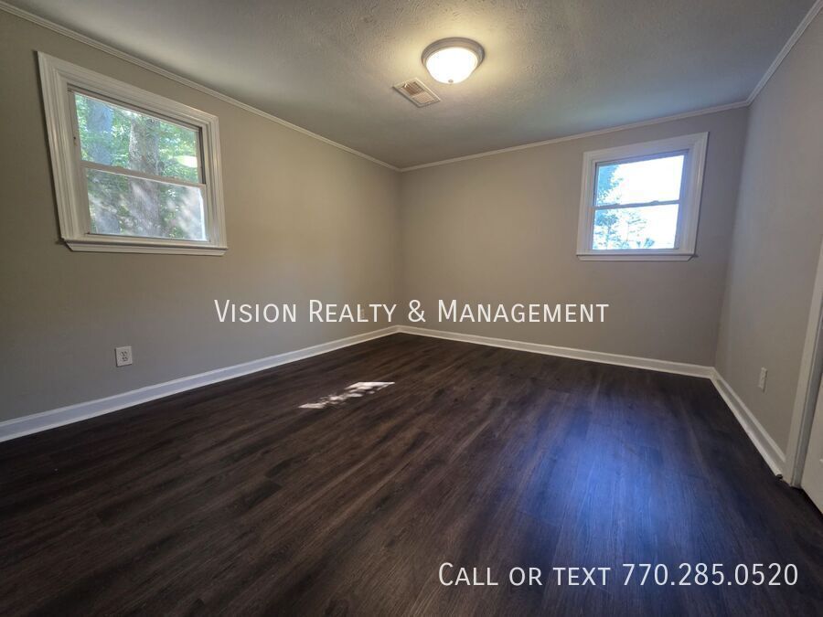 80 Knob Dr property image