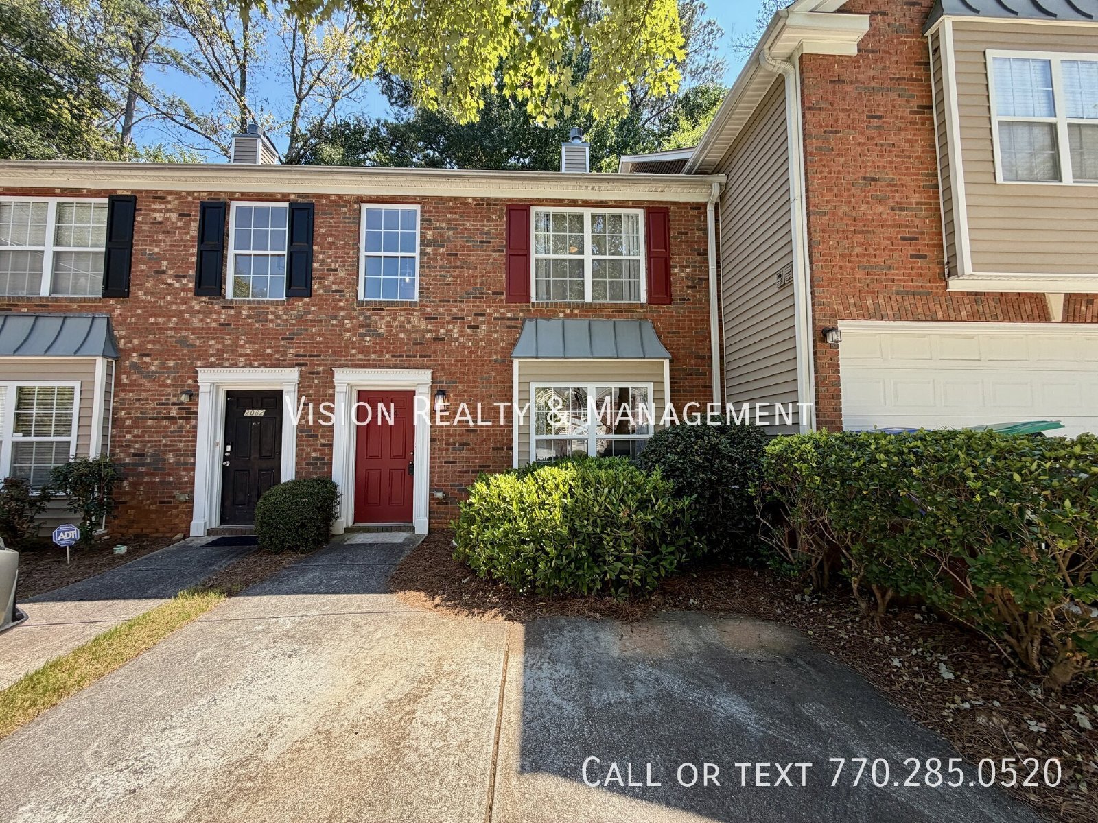 Beautiful 2 BD 2 BA Townhome property image