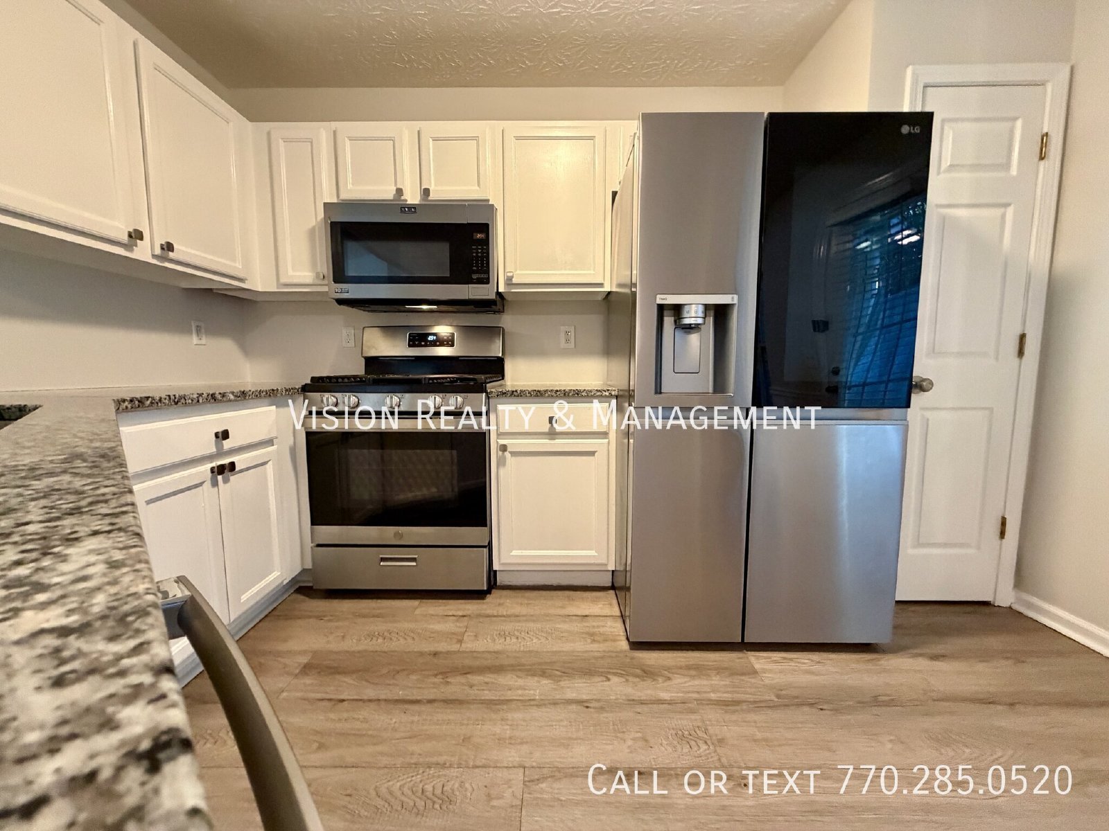 Beautiful 2 BD 2 BA Townhome property image