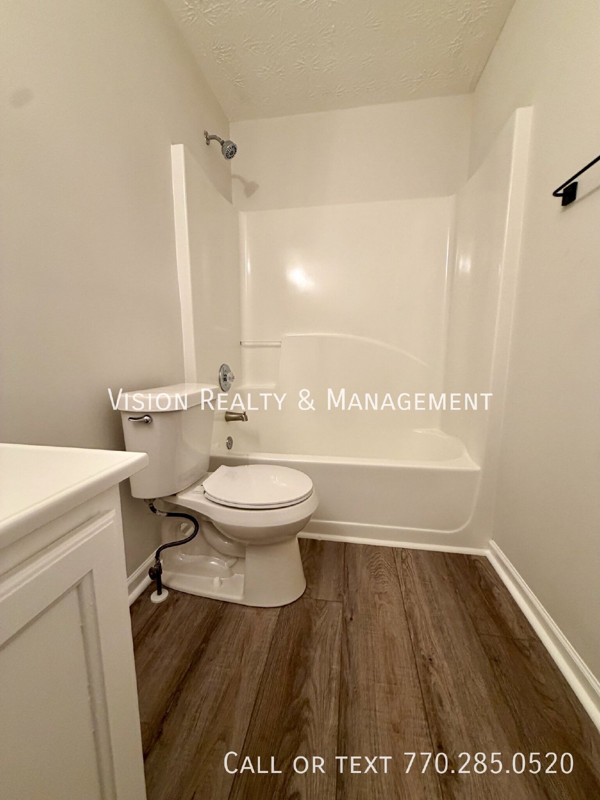 Beautiful 2 BD 2 BA Townhome property image