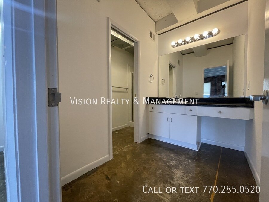 Modern Downtown Loft property image