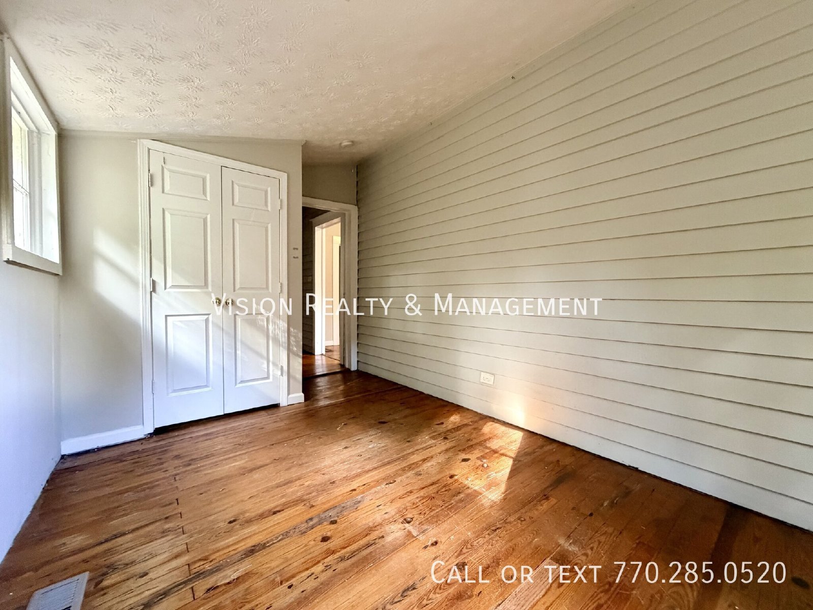 617 Spring St property image