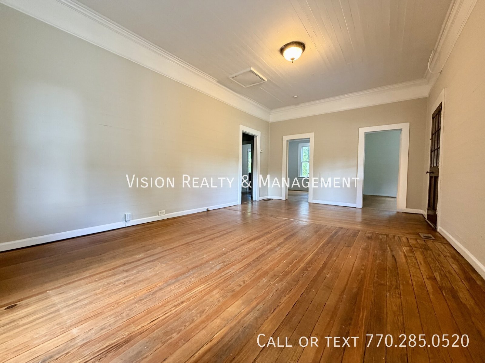 617 Spring St property image
