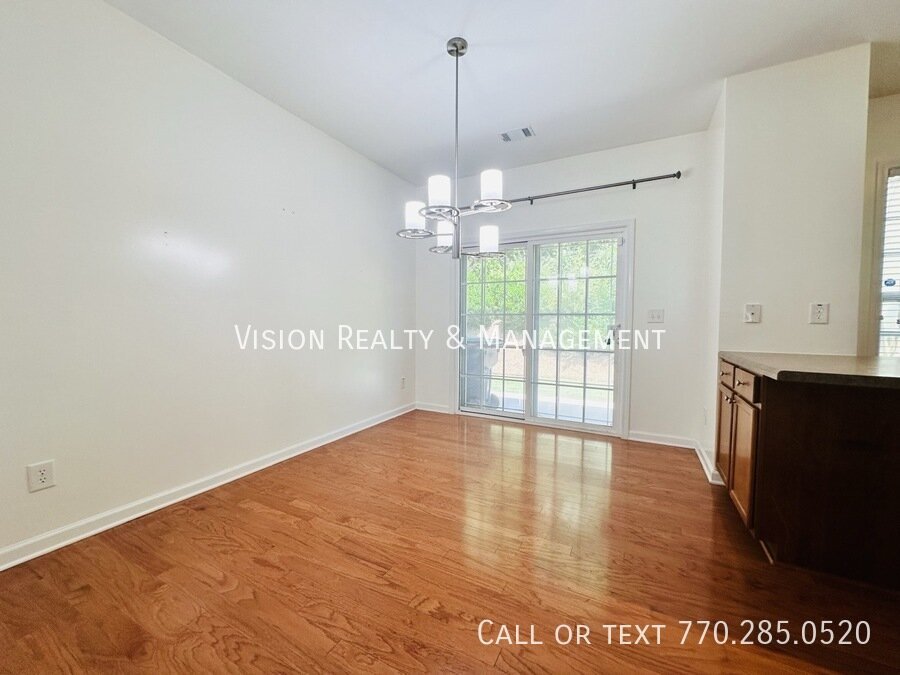 Beautiful 3 BD 2.5 BA Townhome property image