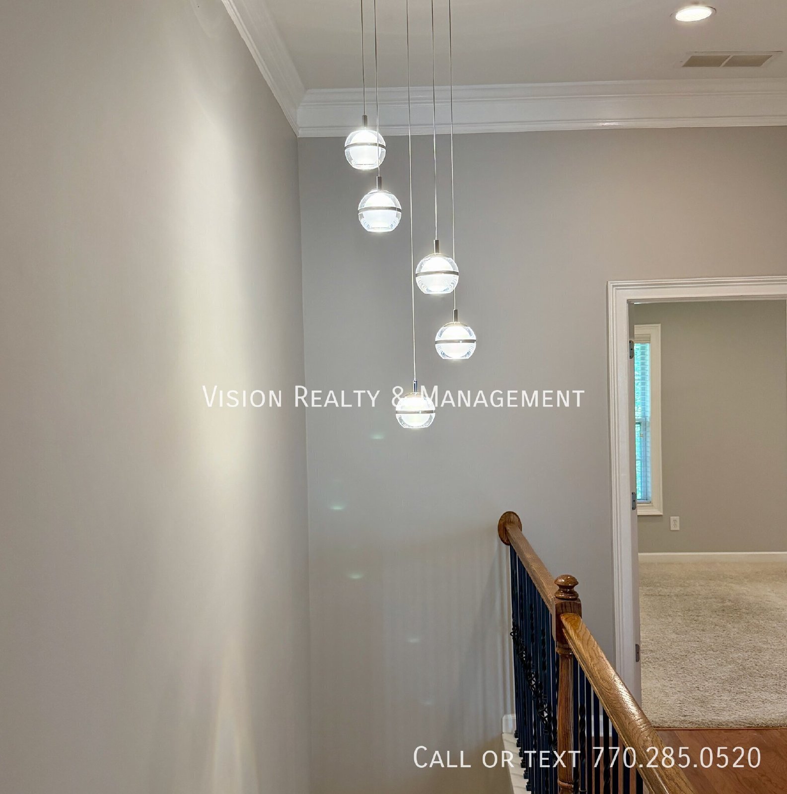 Luxury Townhome in Gate Community! property image