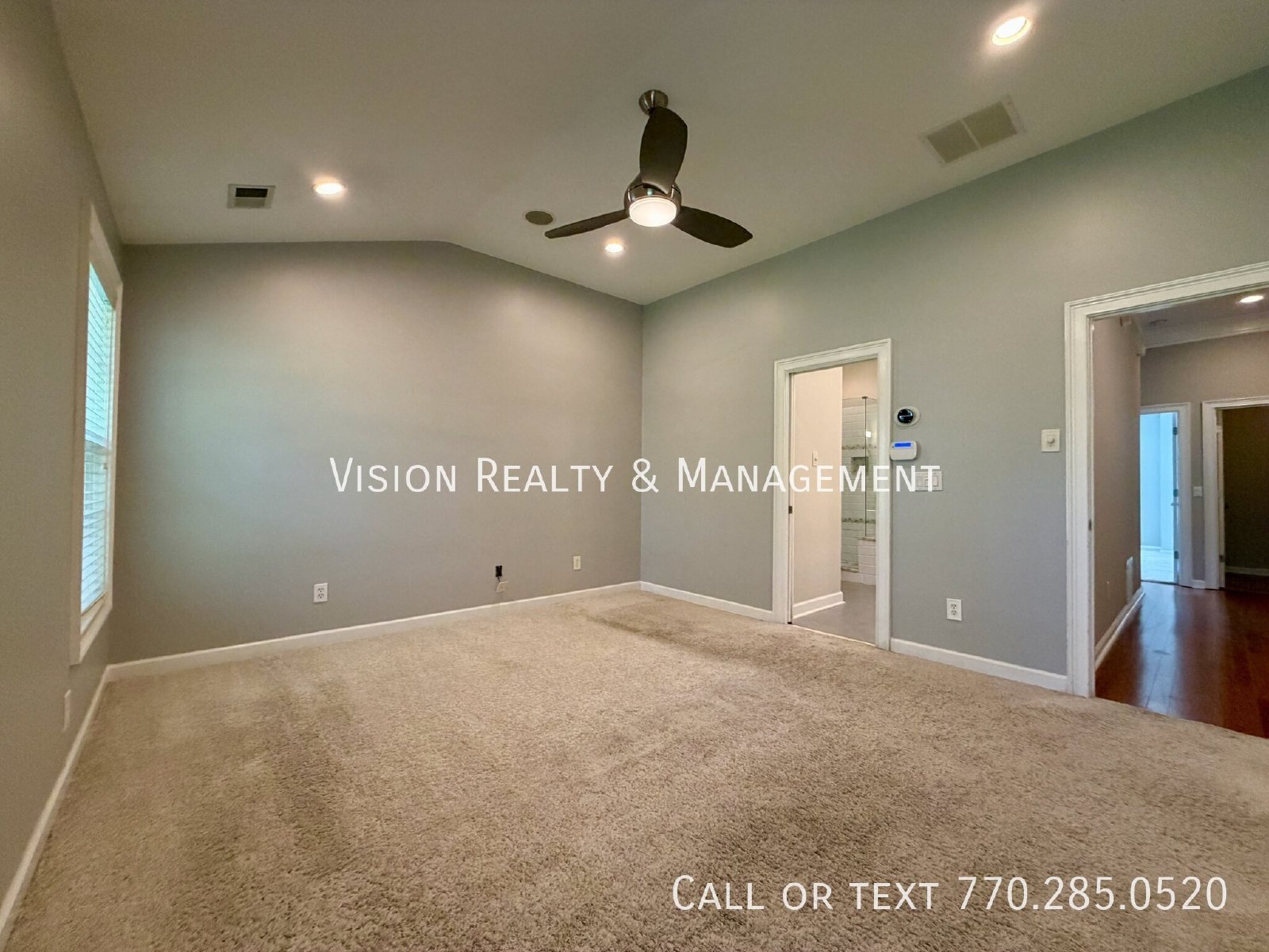 Luxury Townhome in Gate Community! property image