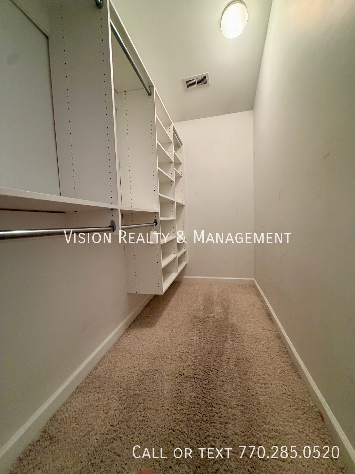 Luxury Townhome in Gate Community! property image