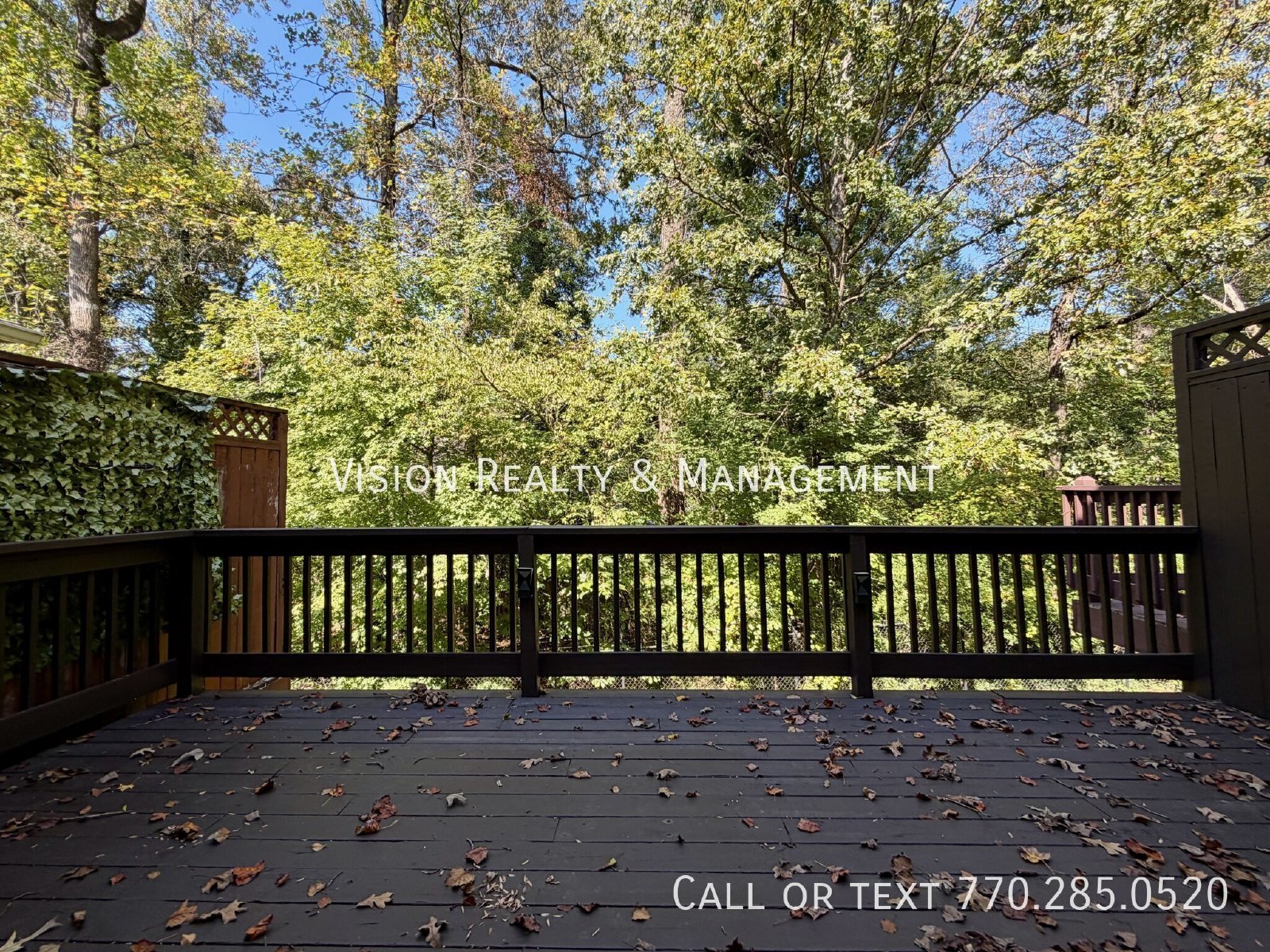 Luxury Townhome in Gate Community! property image