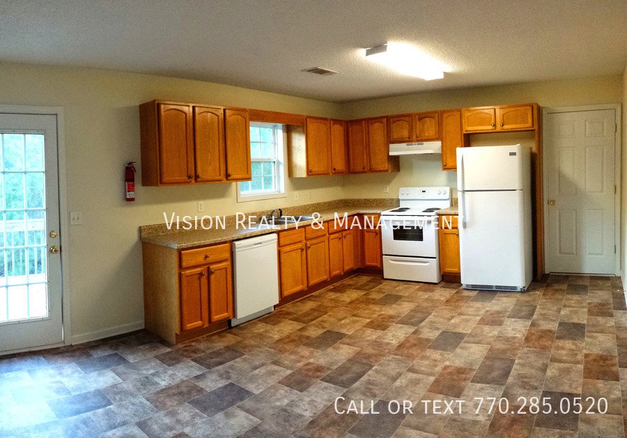 330 Lambert Overlook Cir. property image