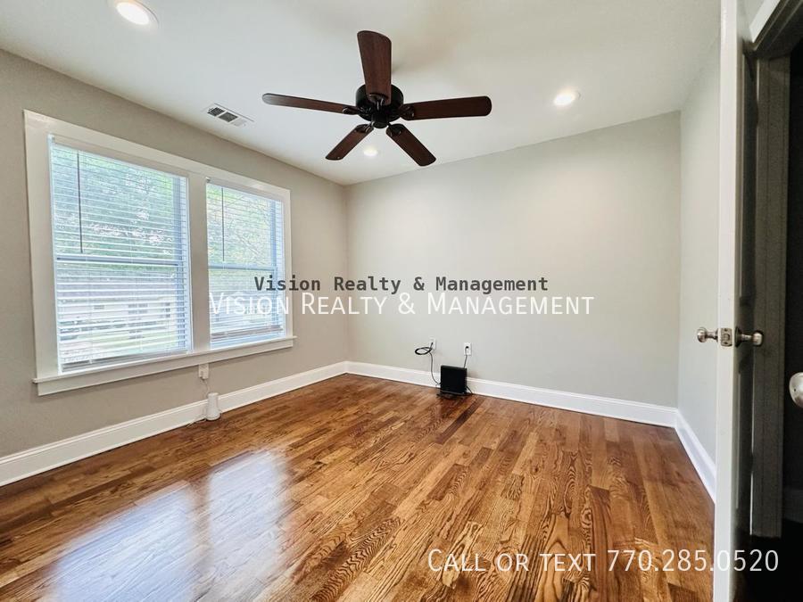 Beautiful 3 BR 2 BA in Hapeville! property image